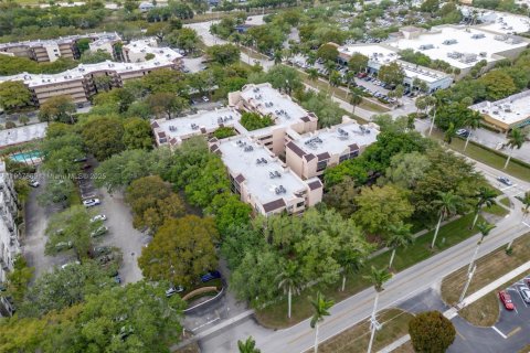 Copropriété à vendre à Plantation, Floride: 2 chambres, 77.48 m2 № 1963946 - photo 27