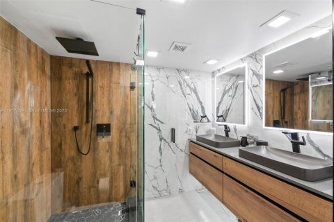 Copropriété à vendre à Plantation, Floride: 2 chambres, 77.48 m2 № 1963946 - photo 17