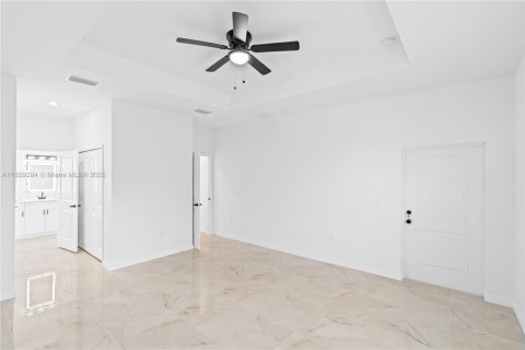 Villa ou maison à vendre à Lehigh Acres, Floride: 3 chambres, 130.99 m2 № 1888406 - photo 18