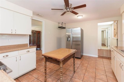 Casa en venta en Wesley Chapel, Florida, 3 dormitorios, 150.5 m2 № 2291610 - foto 11