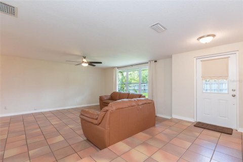 Casa en venta en Wesley Chapel, Florida, 3 dormitorios, 150.5 m2 № 2291610 - foto 8