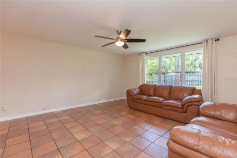 Casa en venta en Wesley Chapel, Florida, 3 dormitorios, 150.5 m2 № 2291610 - foto 4
