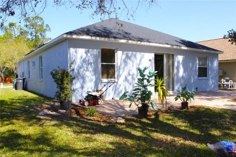 House in Tampa, Florida 4 bedrooms, 165.83 sq.m. № 1879723 - photo 2