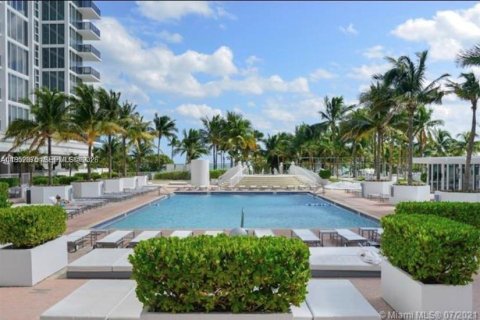 Condominio en alquiler en Bal Harbour, Florida, 1 dormitorio, 83.24 m2 № 2054585 - foto 15