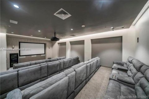 Condominio en alquiler en Bal Harbour, Florida, 1 dormitorio, 83.24 m2 № 2054585 - foto 13