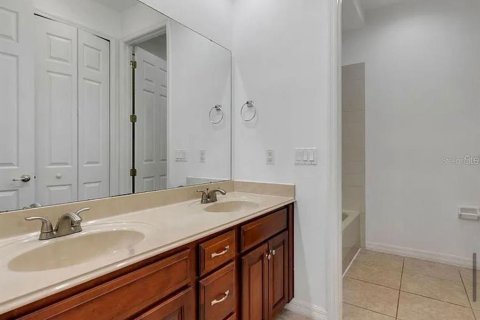 Adosado en alquiler en Orlando, Florida, 3 dormitorios, 183.76 m2 № 1910370 - foto 24