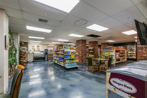 Купить кондоминиум в Майами-Бич, Флорида 1 спальня, 119.84м2, № 2024575 - фото 19