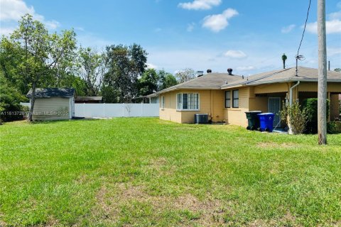 House in Lakeland, Florida 2 bedrooms № 1762453 - photo 8
