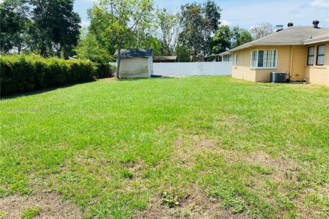 House in Lakeland, Florida 2 bedrooms № 1762453 - photo 15