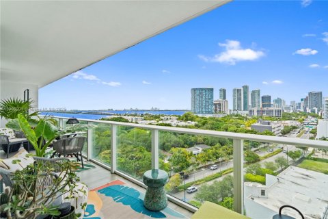 Condominio en alquiler en Miami, Florida, 2 dormitorios, 88.35 m2 № 2012403 - foto 17