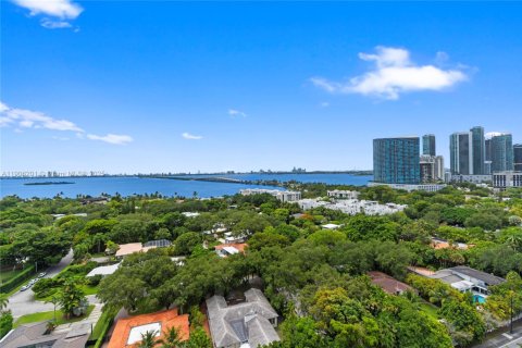 Condominio en alquiler en Miami, Florida, 2 dormitorios, 88.35 m2 № 2012403 - foto 20