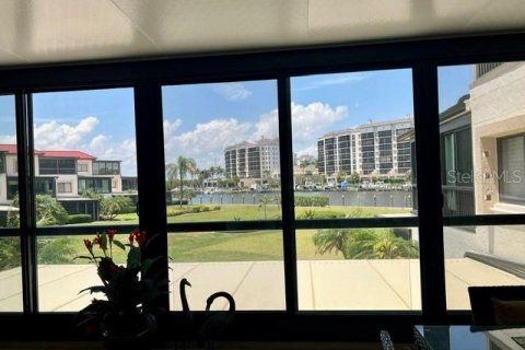 Copropriété à vendre à Punta Gorda, Floride: 3 chambres, 192.21 m2 № 2214995 - photo 23