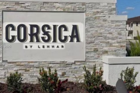 Touwnhouse à vendre à Homestead, Floride: 3 chambres, 123.37 m2 № 1976907 - photo 1