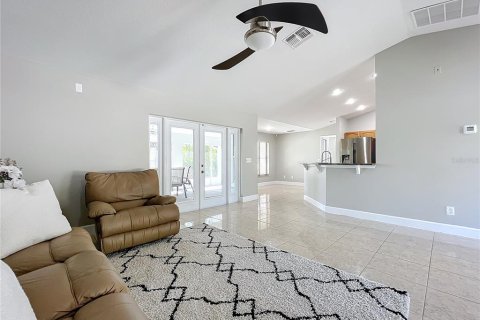 House in Longwood, Florida 3 bedrooms, 169.08 sq.m. № 2280709 - photo 20