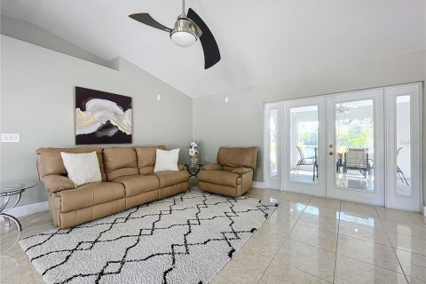House in Longwood, Florida 3 bedrooms, 169.08 sq.m. № 2280709 - photo 19
