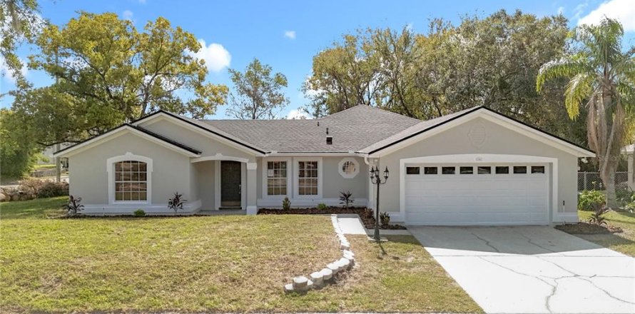 House in Longwood, Florida 3 bedrooms, 169.08 sq.m. № 2280709