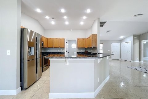 House in Longwood, Florida 3 bedrooms, 169.08 sq.m. № 2280709 - photo 3