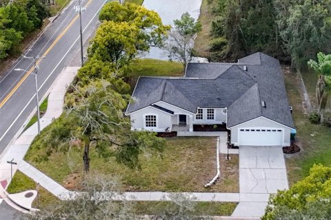 House in Longwood, Florida 3 bedrooms, 169.08 sq.m. № 2280709 - photo 16