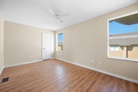 Townhouse in Davenport, Florida 3 bedrooms, 175.31 sq.m. № 2380510 - photo 18