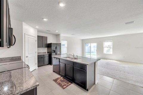 House in Wesley Chapel, Florida 4 bedrooms, 164.16 sq.m. № 1810486 - photo 21