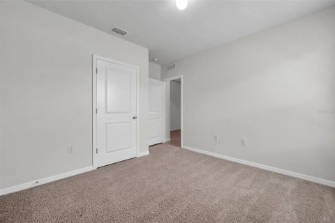 House in Wesley Chapel, Florida 4 bedrooms, 164.16 sq.m. № 1810486 - photo 15