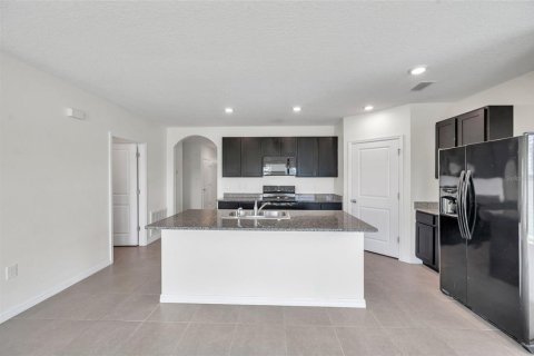 House in Wesley Chapel, Florida 4 bedrooms, 164.16 sq.m. № 1810486 - photo 25