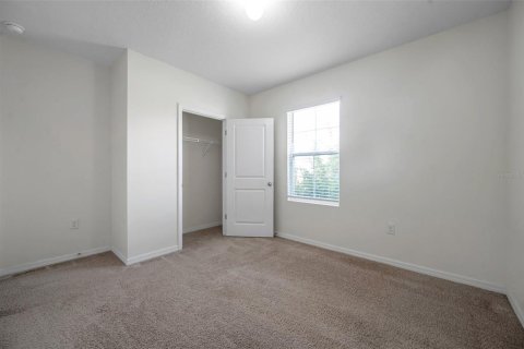 House in Wesley Chapel, Florida 4 bedrooms, 164.16 sq.m. № 1810486 - photo 9