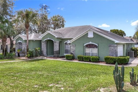 House in Spring Hill, Florida 3 bedrooms, 216.28 sq.m. № 1909671 - photo 10