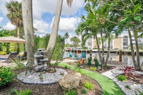 Casa en venta en Wilton Manors, Florida, 2 dormitorios, 133.78 m2 № 1775232 - foto 10