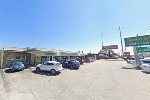 Propiedad comercial en venta en Seminole, Florida, 963.95 m2 № 2421720 - foto 4