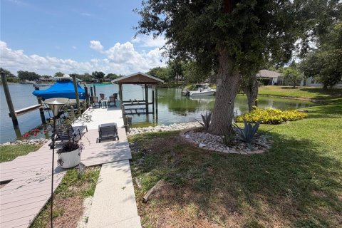 Casa en venta en Bradenton, Florida, 3 dormitorios, 161.46 m2 № 2207450 - foto 29