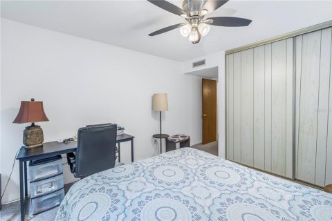 Copropriété à vendre à Kenneth City, Floride: 2 chambres, 106.84 m2 № 1299908 - photo 19