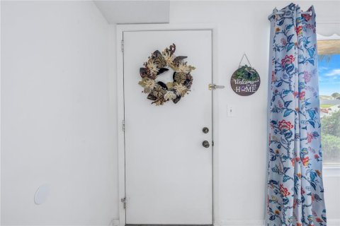 Copropriété à vendre à Kenneth City, Floride: 2 chambres, 106.84 m2 № 1299908 - photo 5