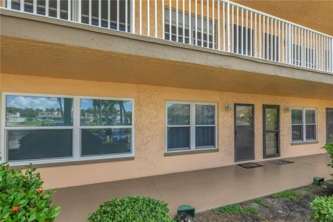 Copropriété à vendre à Kenneth City, Floride: 2 chambres, 106.84 m2 № 1299908 - photo 3