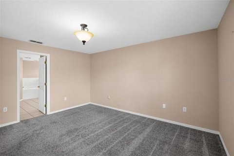 House in Lakeland, Florida 3 bedrooms, 172.71 sq.m. № 2348036 - photo 16