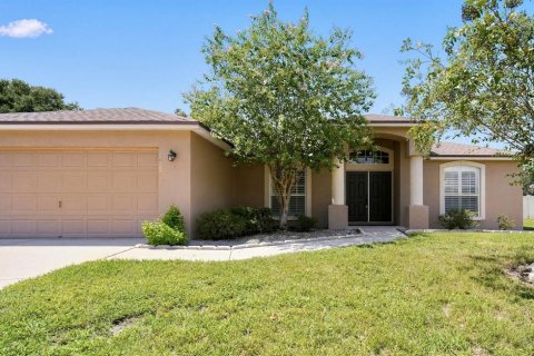 Villa ou maison à Lakeland, Floride 3 chambres, 172.71 m2 № 2348036