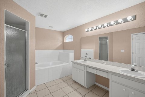 House in Lakeland, Florida 3 bedrooms, 172.71 sq.m. № 2348036 - photo 20