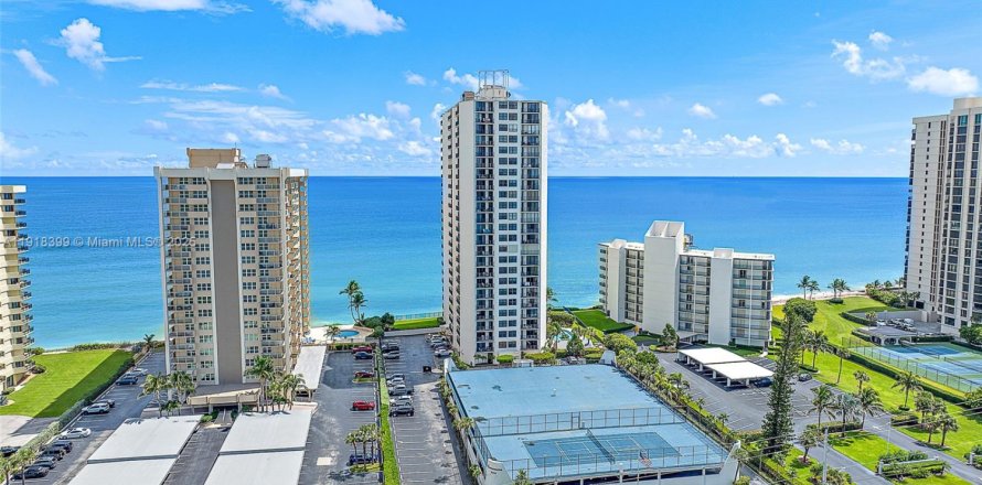 Condo à Riviera Beach, Floride, 2 chambres  № 1974289