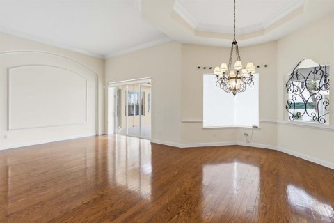 House in Orlando, Florida 5 bedrooms, 288.65 sq.m. № 2217637 - photo 12