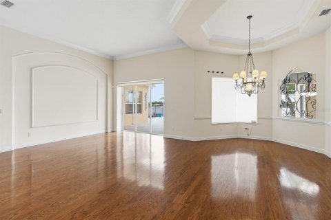 House in Orlando, Florida 5 bedrooms, 288.65 sq.m. № 2217637 - photo 13