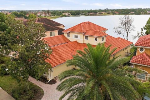 House in Orlando, Florida 5 bedrooms, 288.65 sq.m. № 2217637