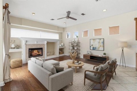 House in Orlando, Florida 5 bedrooms, 288.65 sq.m. № 2217637 - photo 17