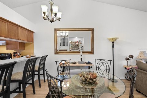 Touwnhouse à vendre à Clearwater, Floride: 3 chambres, 144.09 m2 № 2330278 - photo 10