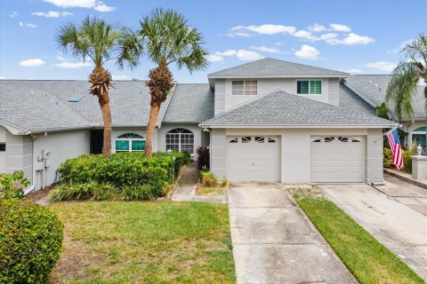 Touwnhouse à vendre à Clearwater, Floride: 3 chambres, 144.09 m2 № 2330278 - photo 2