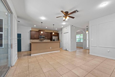 Villa ou maison à vendre à Homestead, Floride: 4 chambres, 181.07 m2 № 1954289 - photo 8