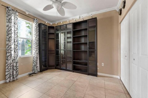 Villa ou maison à vendre à Homestead, Floride: 4 chambres, 181.07 m2 № 1954289 - photo 21