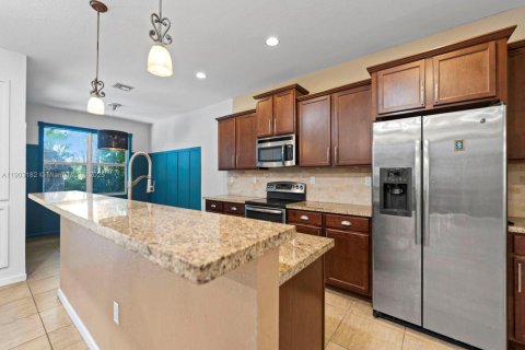 Villa ou maison à vendre à Homestead, Floride: 4 chambres, 181.07 m2 № 1954289 - photo 13