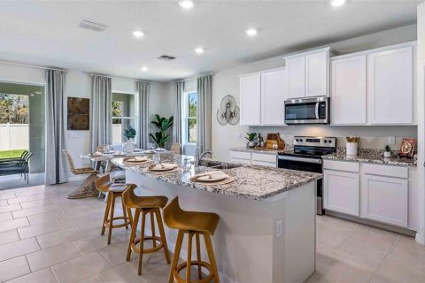 Villa ou maison à vendre à San Antonio, Floride: 4 chambres, 189.99 m2 № 2418904 - photo 6