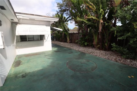 Снять в аренду квартиру в Холливуд, Флорида 1 спальня, 69.68м2, № 1989371 - фото 17