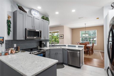 House in Bradenton, Florida 3 bedrooms, 163.69 sq.m. № 1911563 - photo 17